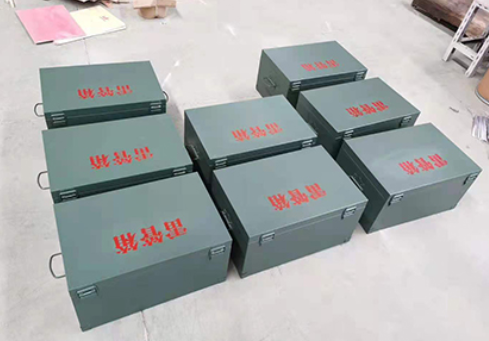 定安炸药箱和雷管箱一般是怎么存放的？